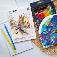 Набір для творчості Kite 2 в 1: скетчбук для малювання олівцями + акварельні олівці  Набір для художників